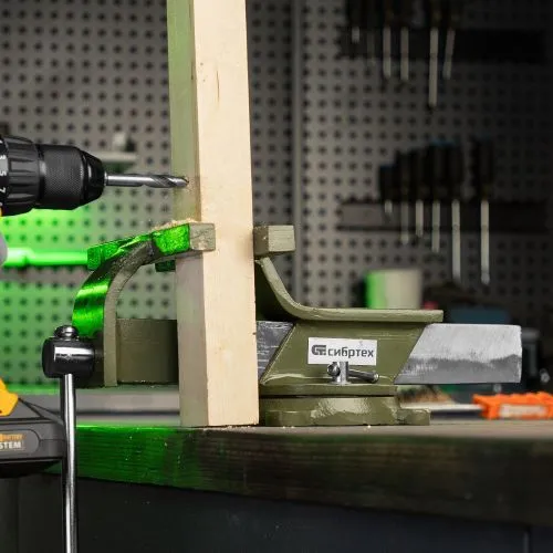 Тиски слесарные, 200 мм, стальные, поворотные Сибртех фото 3 Тиски слесарные, 200 мм, стальные, поворотные Сибртех фото 3