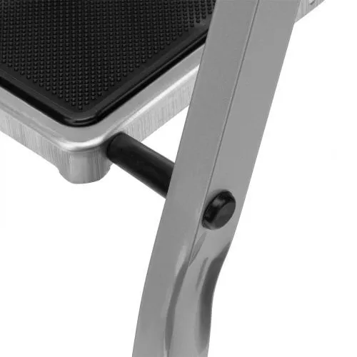 Стремянка 2 ступени, с полимерными ковриками, Сибртех фото 5 Стремянка 2 ступени, с полимерными ковриками, Сибртех фото 5