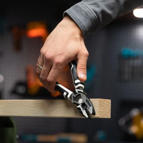 Плоскогубцы комбинированные 210 мм, усиленная система, Pro Matrix фото 2 Плоскогубцы комбинированные 210 мм, усиленная система, Pro Matrix фото 2