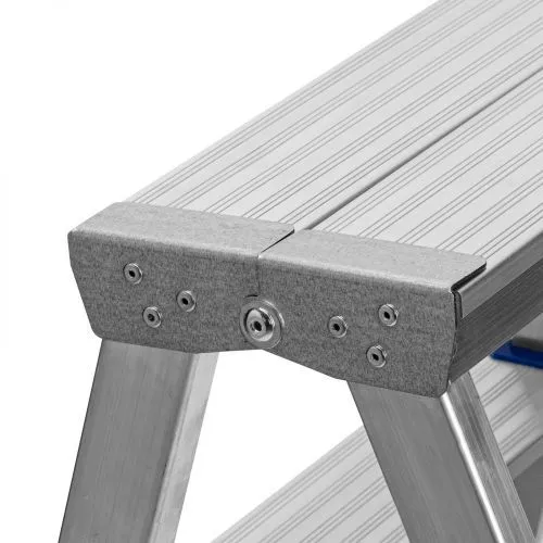 Стремянка двусторонняя 6 ступеней, алюминиевая, Сибртех фото 2 Стремянка двусторонняя 6 ступеней, алюминиевая, Сибртех фото 2